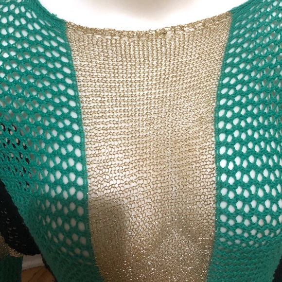 Open knit Akira Chicago Red Label Sweater. - Picture 4 of 4